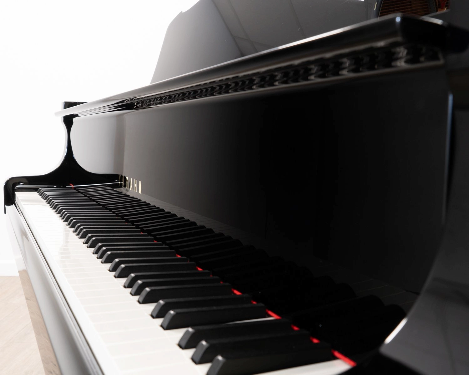 خدمات رنگ پیانو