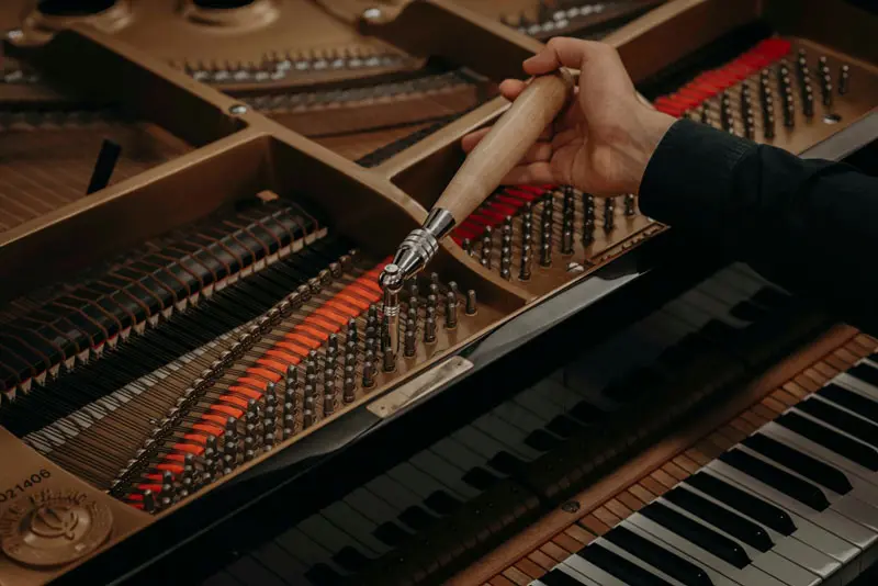 اهمیت شناخت خرابی‌های رایج پیانو و روش‌های اصولی تعمیر آن | نل پیانو