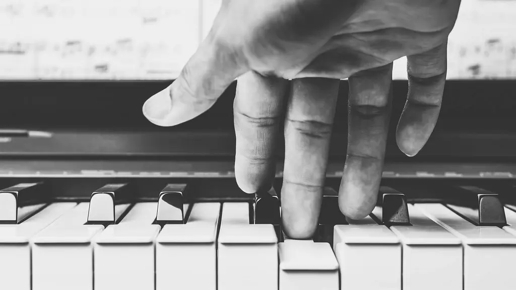 چطور کلید پیانو را درست کنیم؟ نکات سریع و کاربردی | نل پیانو